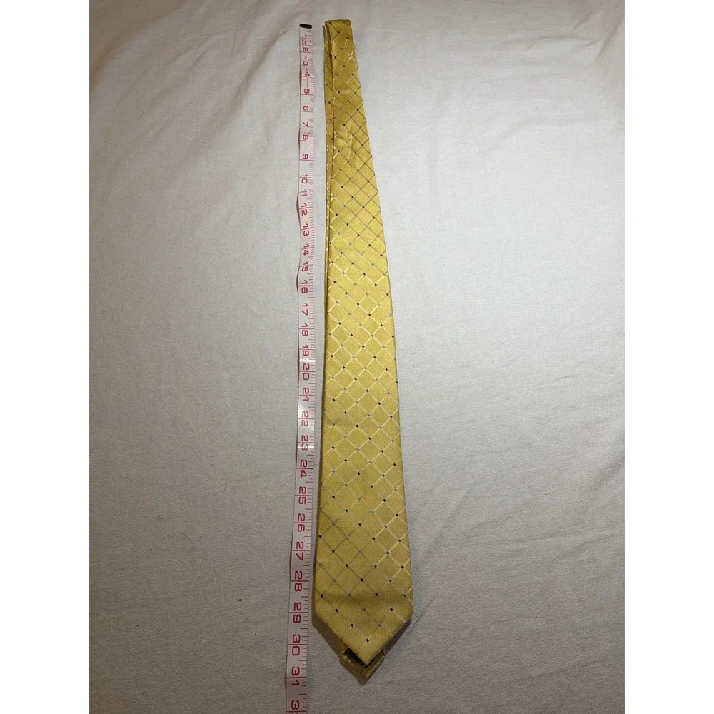 Nautica Mens Gold Silk Necktie Geometric Diamond Grd Pattern Blue Accents 58x3.5
